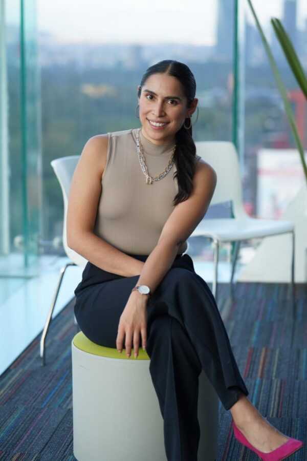 FASHION AND BUSINESS LAW